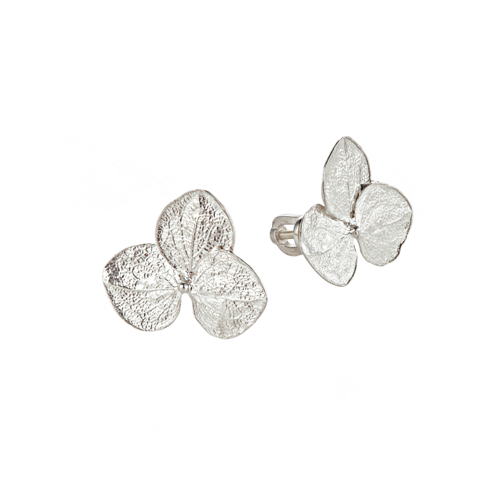 Серьги-пусеты из серебра "Цветок гортензии 3 лепестка"