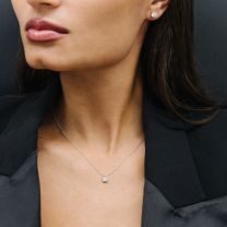 Колье из серебра с бриллиантом 0,5 карат