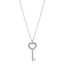 Колье-медальон "Ключ к сердцу" из серебра