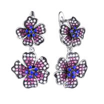 Серьги из серебра с фианитом Flower