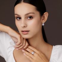 Серьги из серебра со вставкой агат снежный