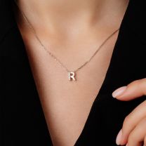 Колье из серебра с фианитами "Буква R"