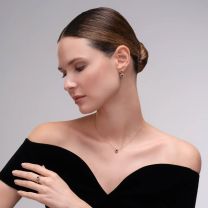 Колье золотое с рубином и бриллиантами