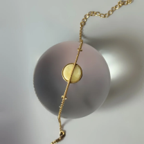 Браслет-цепочка позолоченный из серебра с молочным янтарем