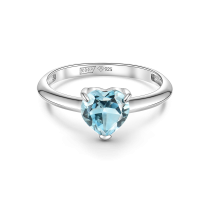 Кольцо из серебра с топазом Sky Blue в форме сердца