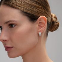 Серьги-кольца из серебра с фианитом Spark Line