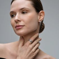 Кольцо из серебра с фианитом Rio