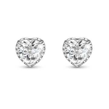 Серьги из серебра с горным хрусталем в форме сердца