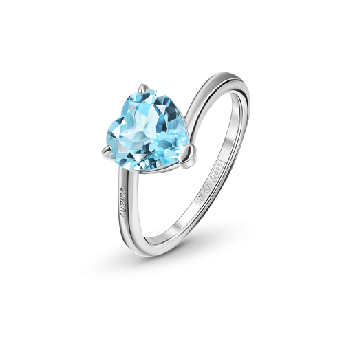Кольцо из серебра с голубым топазом Sky Blue в форме сердца