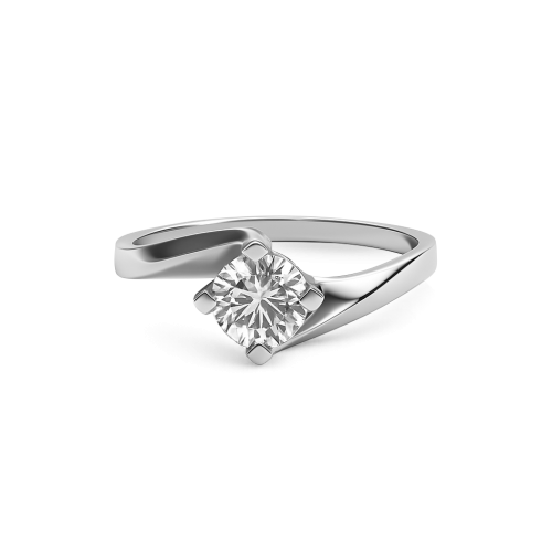 Кольцо из серебра с бриллиантом 0,5 карат