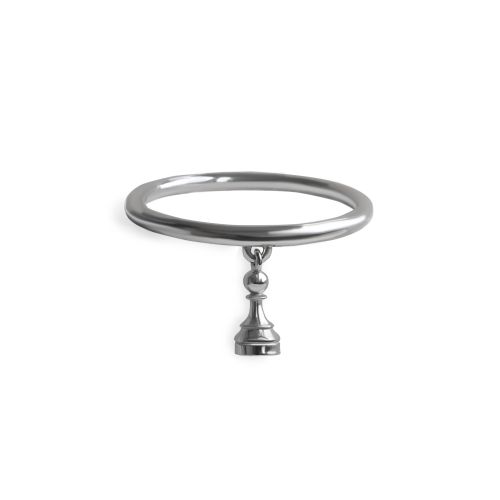 Кольцо из серебра с шахматной фигурой Пешка