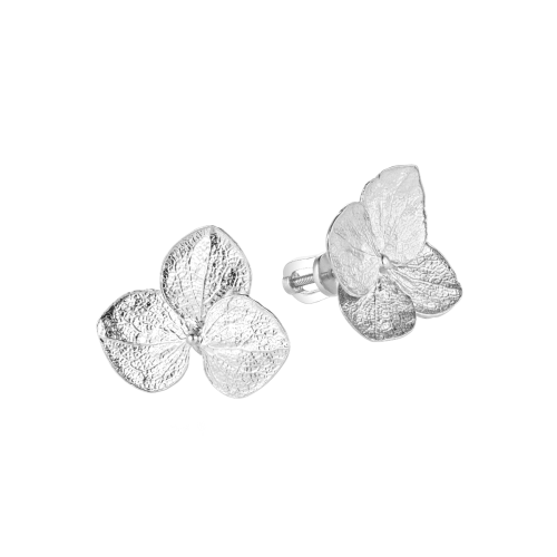 Серьги-пусеты из серебра асимметричные "Цветок гортензии"