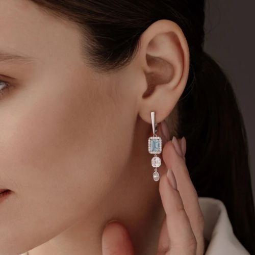 Серьги из серебра с топазами Sky Blue и фианитами