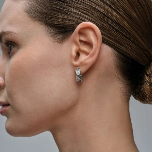 Серьги из серебра с фианитом Rio