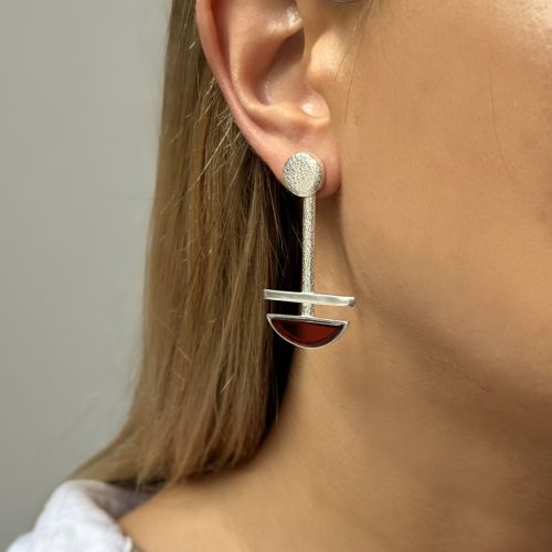 Серьги-пусеты из серебра с янтарем